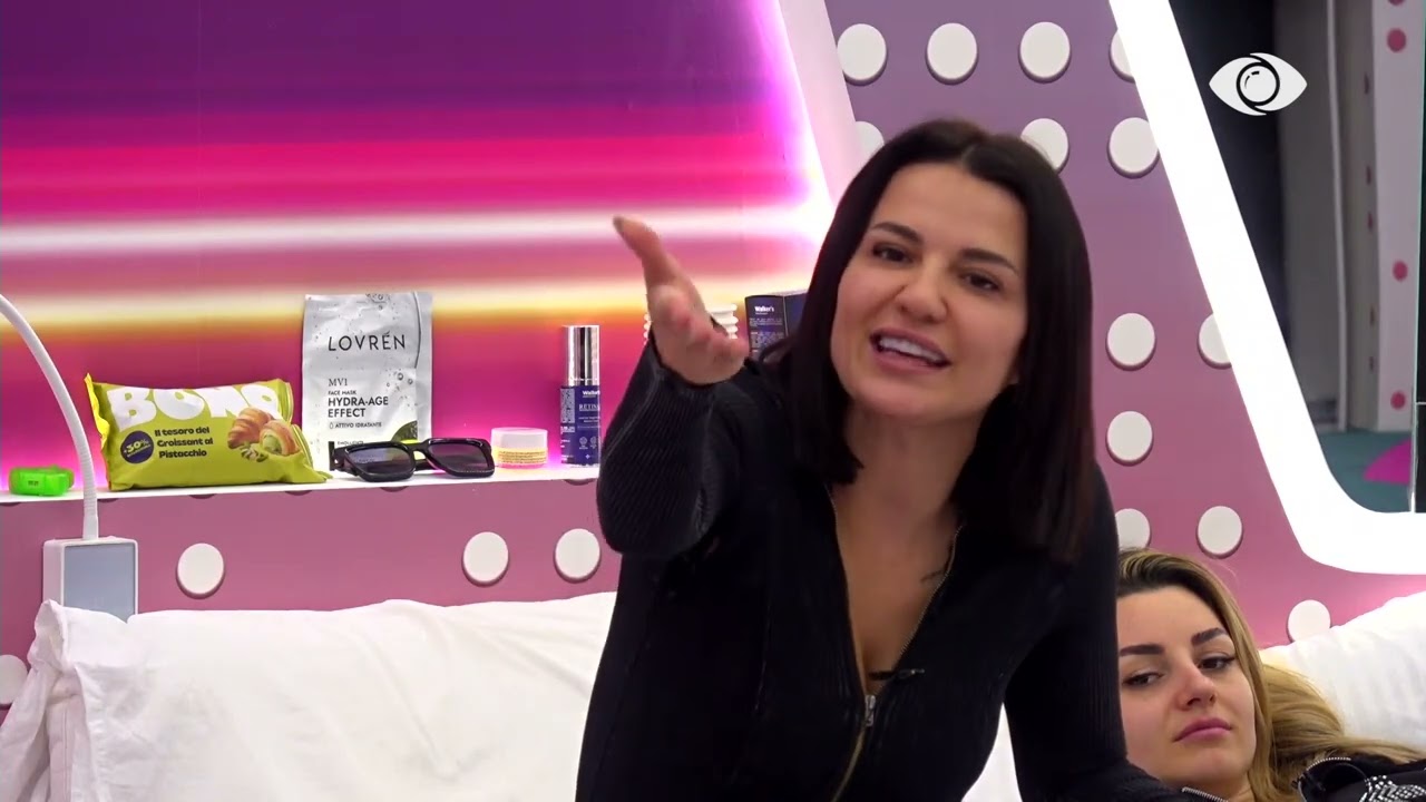 “Ti nuk e tregon fytyrën e vërtetë”/ Vijon diskutimi Baby G- Brikena: Pse mos të flas, zotëri?!