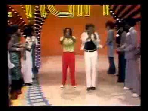 Forehead Punch! Soul Train Line Dance to Earth Wind & Fire's - Mighty Mighty