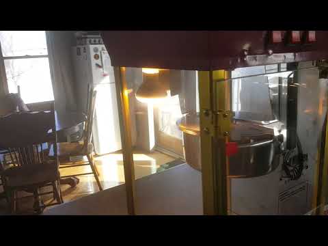 Great Northern 4 ounce popcorn popper