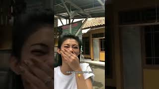 Download lagu COBA JELASIN MAKSDNA APA SIH ?? #shorts #short #viral #tiktok #pemersatubangsa mp3