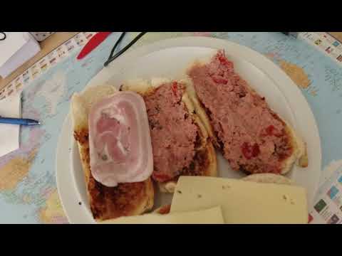 MongoTV_7044 - Min Aftensmad - RISTET PØLSEBRØD Med KRYDDER PATE - FLØDEOST - OST