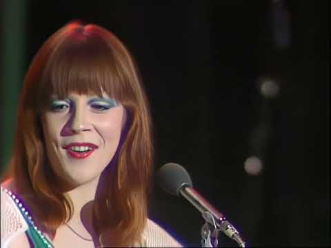 The Manhattan Transfer - Walk In Love (Live, 1978)