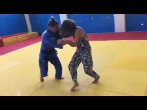 Florie Castaings VS Majilinda Kelmendi