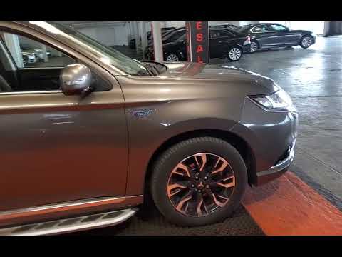 Mitsubishi Outlander Phev 2.0l Mivec 4WD 5-seater - Image 2