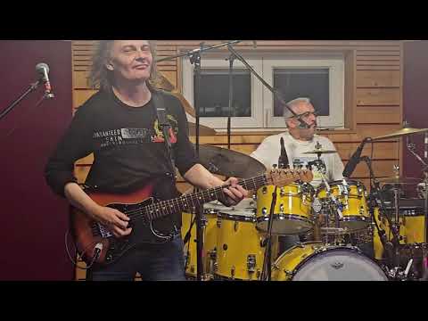 Showtime Band - Nedjelja (Vuco - cover)