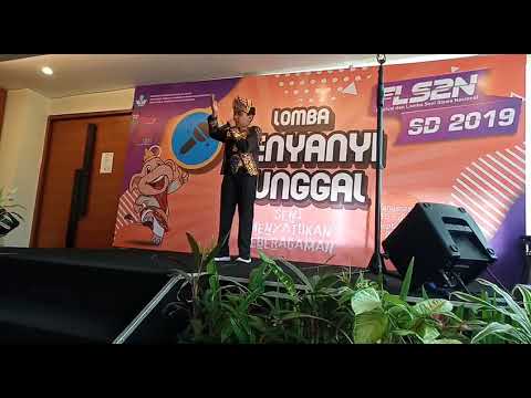 Dewi Saraswati (Diki Hyuga) Juara 1 menyanyi tunggal SD - FLS2N 2019 tingkat nasional
