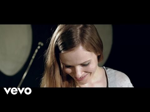 Anika Nilles - Pikalar