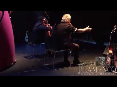 Los Gipsy Kings (Nicolas Reyes y Tonino Baliardo) cantando en America | VEOFLAMENCO