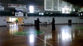 preview picture of video 'Individual Jigeiko with Kanzaki sensei - Kendo Seminar - Calcinato 2013 [Filippi]'