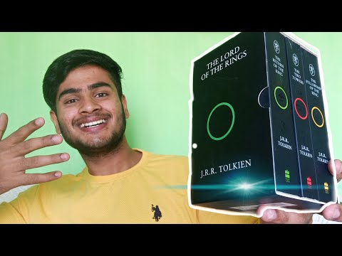 English Hobbit & Lord Of The Rings Novel Box