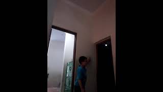 Download lagu tiba tiba mati lampu  di kamar mandi sendiri mp3