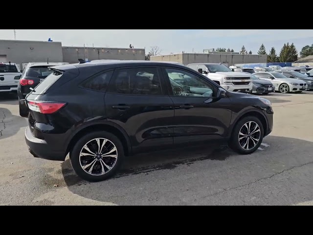 2022 Ford Escape SE Hybrid HYBRID | HEATED SEATS | PUSH BUTTO... in Cars & Trucks in London