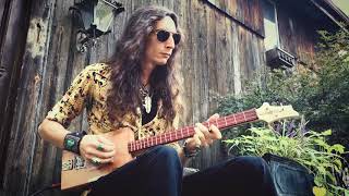 Video thumbnail for Test Drivin' a Justin Johnson Signature 3-String Cigar Box Guitar by Justin Johnson
