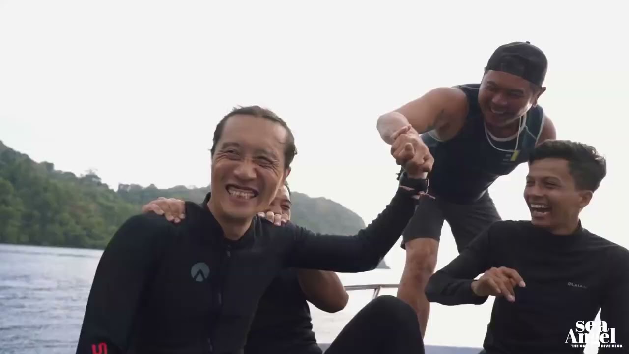 Immerse yourself in the joy of the ocean!