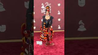 Mon Laferte posa en los Latin GRAMMY 2024