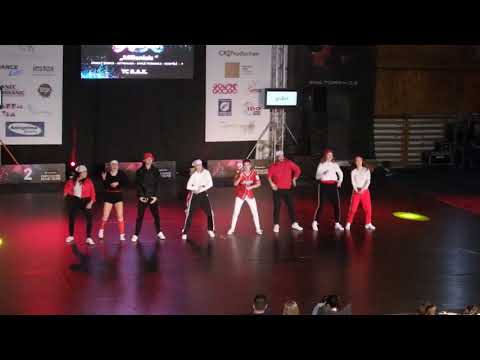 tc R.A.K. - MIIIENIALS