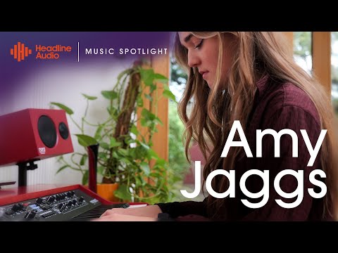 Music Spotlight: Amy Jaggs performing "Midnight" - Nord Grand 2
