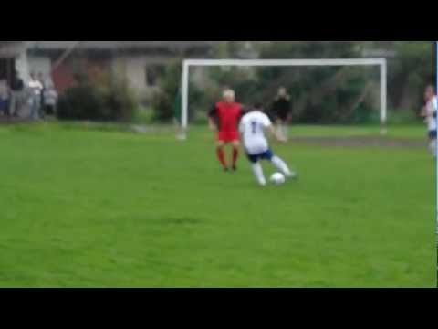 Błekitni Grzęska - Piast Nowosielce 03.05.2012 Wojciech Pieniążek na 5 do 1.MP4