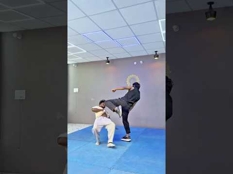 Combo Elbow & Kick Tutorial | Self-Defence Skills and Movement Practice💥⚡️#combokick #elbow #uk