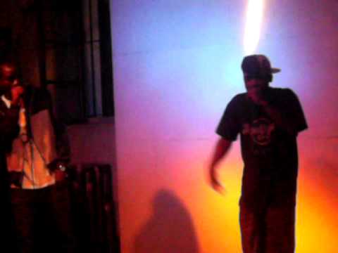 Black T Lirico Supremo Dela Hustla.AVI