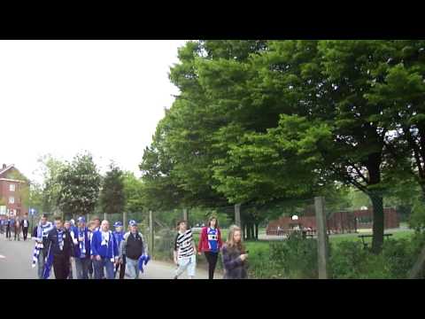 Kaa Gent Bekerfinale 2010 Toekomend volk op weg naar Buffalo Village II