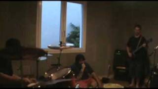 O mundo analogico - Gun in Your Hand (Rx Cover)