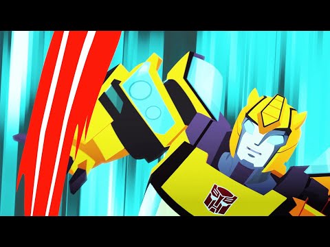 Bumblebee Saves Optimus Prime | Cyberverse | Transformers Official
