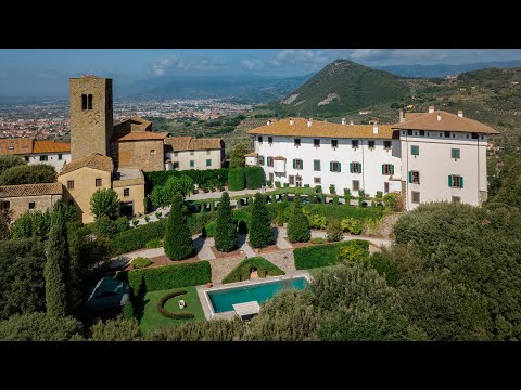 Tus009 - Castle in Tuscany, Italy