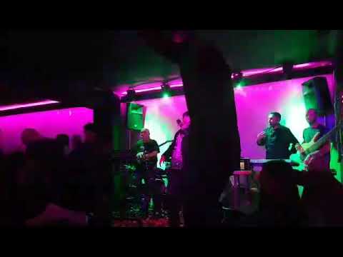 Demis Anastasiadis live