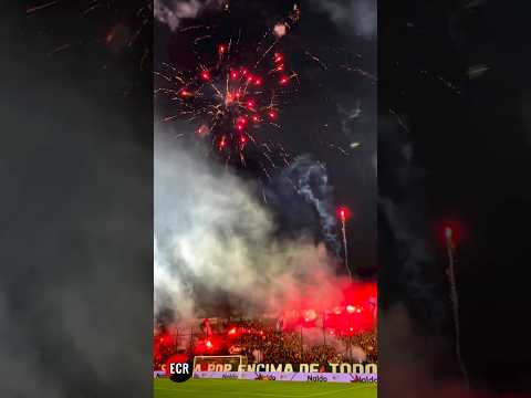 "¡EN EL PARQUE INDEPENDENCIA HAY UNA BANDA!  RECIBIMIENTO DE NEWELL'S ❤" Barra: La Hinchada Más Popular • Club: Newell's Old Boys