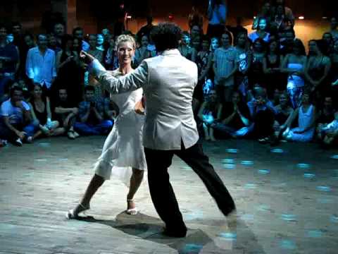 Sebastian Arce & Mariana Montes 'De mis tiempos', MoscowTF09