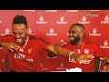 Bad initiation songs, Leno and Aubameyang's arm wrestle, plus bathroom selfies?! | The Emirates Chat