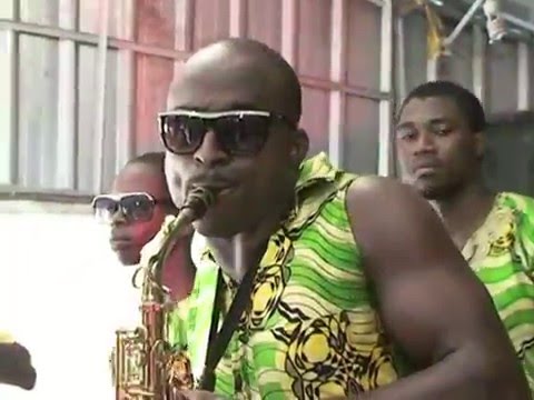 Osariemen Osarenmwinda De Obito Rocker (Aka Osanorekete ) Live On Stage pt3.