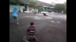 preview picture of video 'vidio terhebo di jawa timur di kampung wates / mojokerto indonesia'