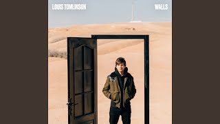 Kadr z teledysku Walls tekst piosenki Louis Tomlinson