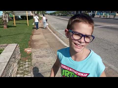 EL PASEO DE MARTI(Versalles)cuba