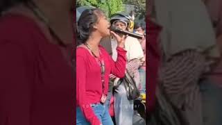 Download lagu Seperti suara penyanyi aslinya || Sumarni pengamen gerobak bersuara merdu #videoshortstories mp3 Download lagu Seperti suara penyanyi aslinya || Sumarni pengamen gerobak bersuara merdu #videoshortstories mp3