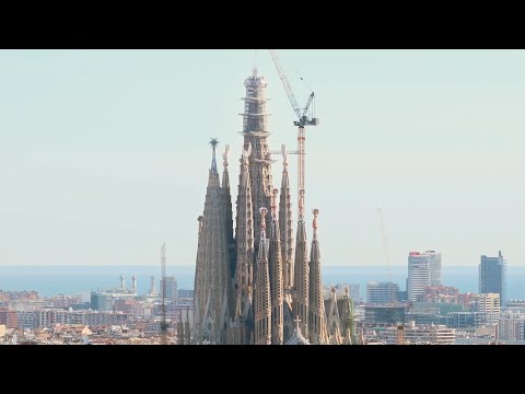 Procés de construcció de la creu | Proceso de consturcción de la cruz | Cross construction process