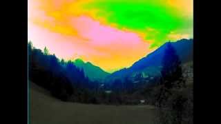 preview picture of video 'Wolken im Kleinwalsertal- Zeitraffer'