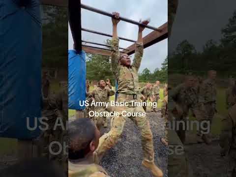 US Army Basic Training Obstacle Course... Soldier shows skills on monkey bars #fyp #usarmy #military