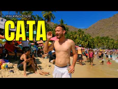 Ni la CRISIS nos quita esto: La ALEGRÍA del venezolano en BAHÍA DE CATA. ARAGUA 🇻🇪  🌊❤️ | 4K