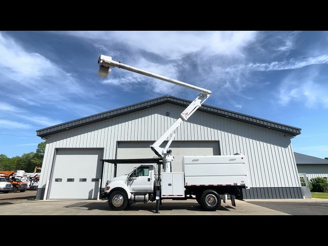 2015 Under Cdl Ford F750 61' Ocsm Chipper Dump Bucket Truck - Image 13 2015 Under Cdl Ford F750 61' Ocsm Chipper Dump Bucket Truck - Image 13