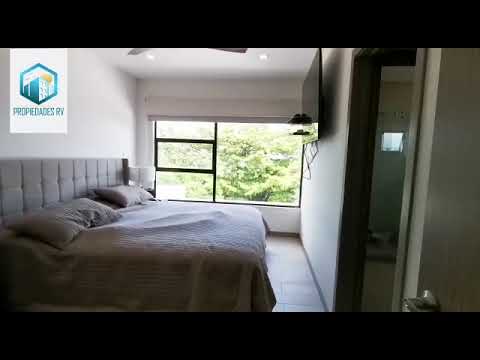 Se vende casa en Escazú Urbano.