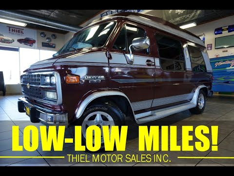 1992 Chevrolet G20 (CC-2046672) for sale in De Witt, Iowa