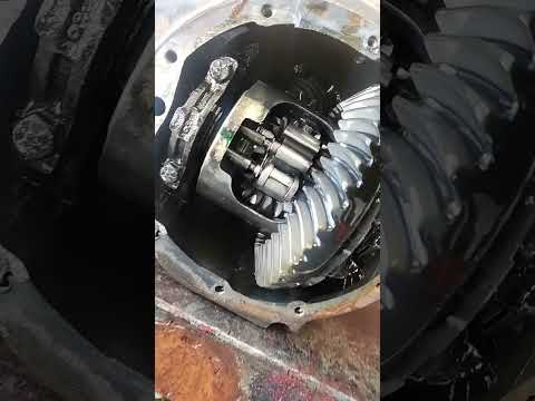 rear gm axle g80 #axle #gears #gm #chevy #gmc #shorts #reels #viral #mechanic #diy #fyp