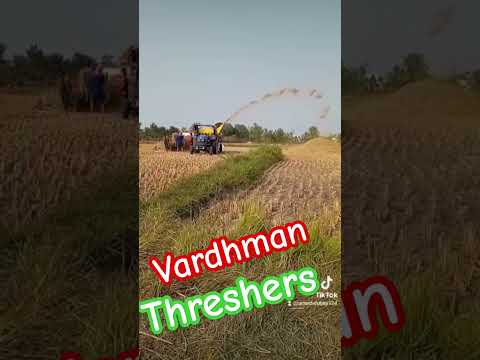 shorts #vardhman #threshermachine #combinethresher