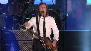 Jet - Paul McCartney (Live on Hollywood Boulevard)