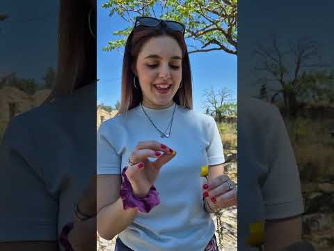 Την αγαπάω ή δε την αγαπάω 🌻