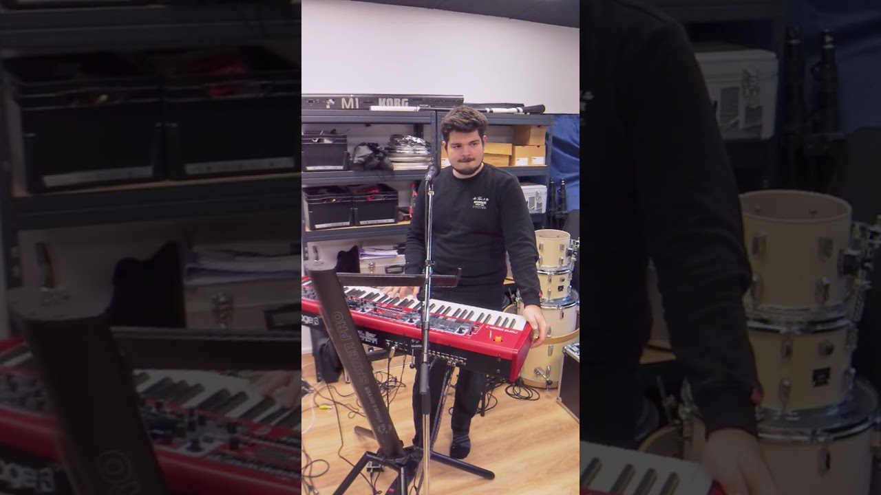 Spiel mal Dii deee 🎹🎸