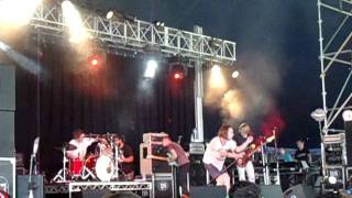 CAGE THE ELEPHANT &quot;Indy Kidz&quot; @ the Gold Coast Big Day Out 2012, 22/01/2012